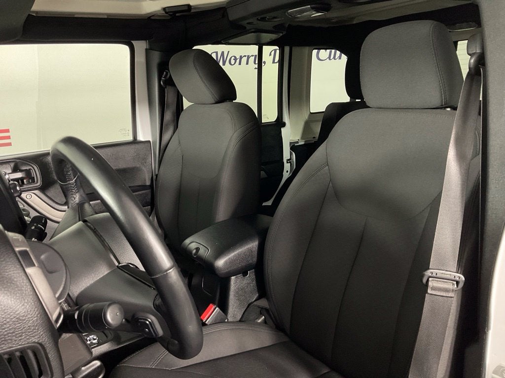 2017 Jeep Wrangler Unlimited Sport ***BLUE CERTIFIED***