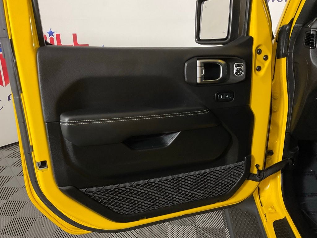 2020 Jeep Wrangler Unlimited Sahara ***BLUE CERTIFIED***