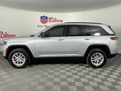 2024 Jeep Grand Cherokee Laredo ***BLUE CERTIFIED***