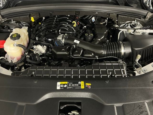 2024 Jeep Grand Cherokee Laredo ***BLUE CERTIFIED***