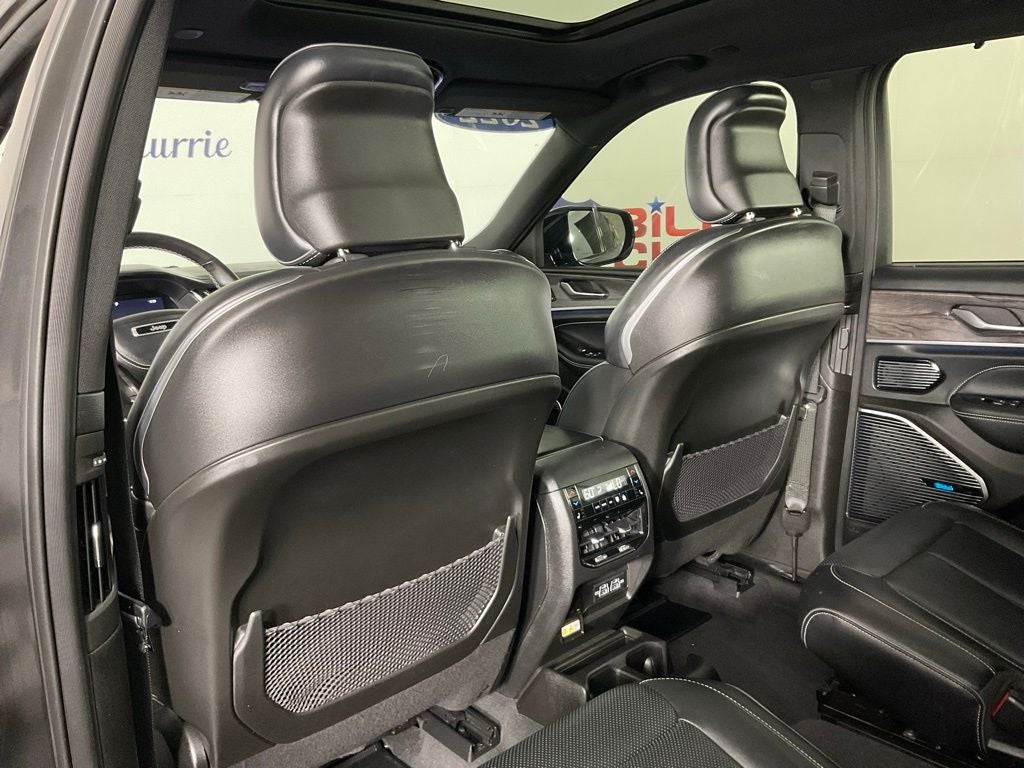 2022 Jeep Grand Cherokee L Overland ***BLUE CERTIFIED***