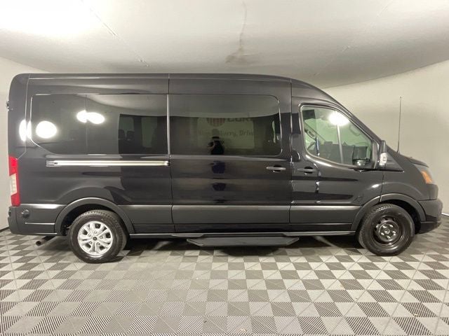2024 Ford Transit-350 XLT 15 PASSENGER***GOLD CERTIFIED***