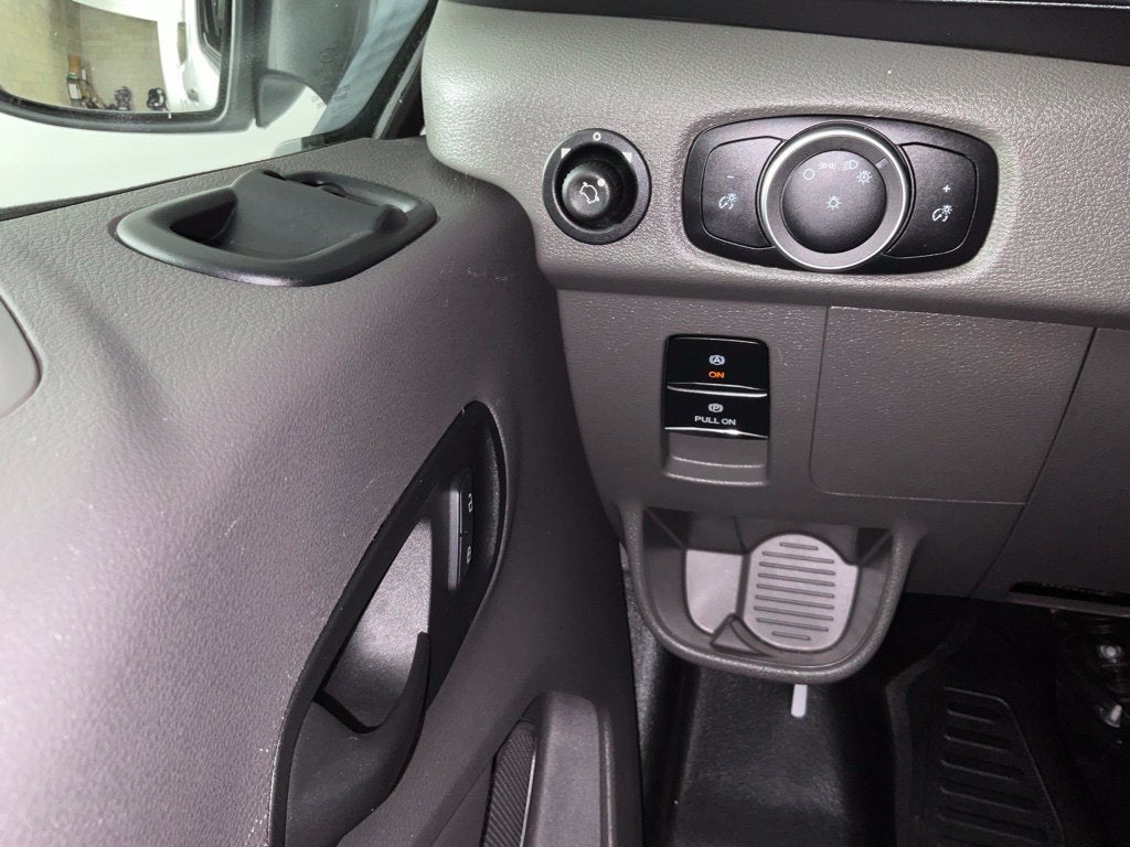 2022 Ford Transit-350 XL MR 15 PASSENGER***GOLD CERTIFIED***