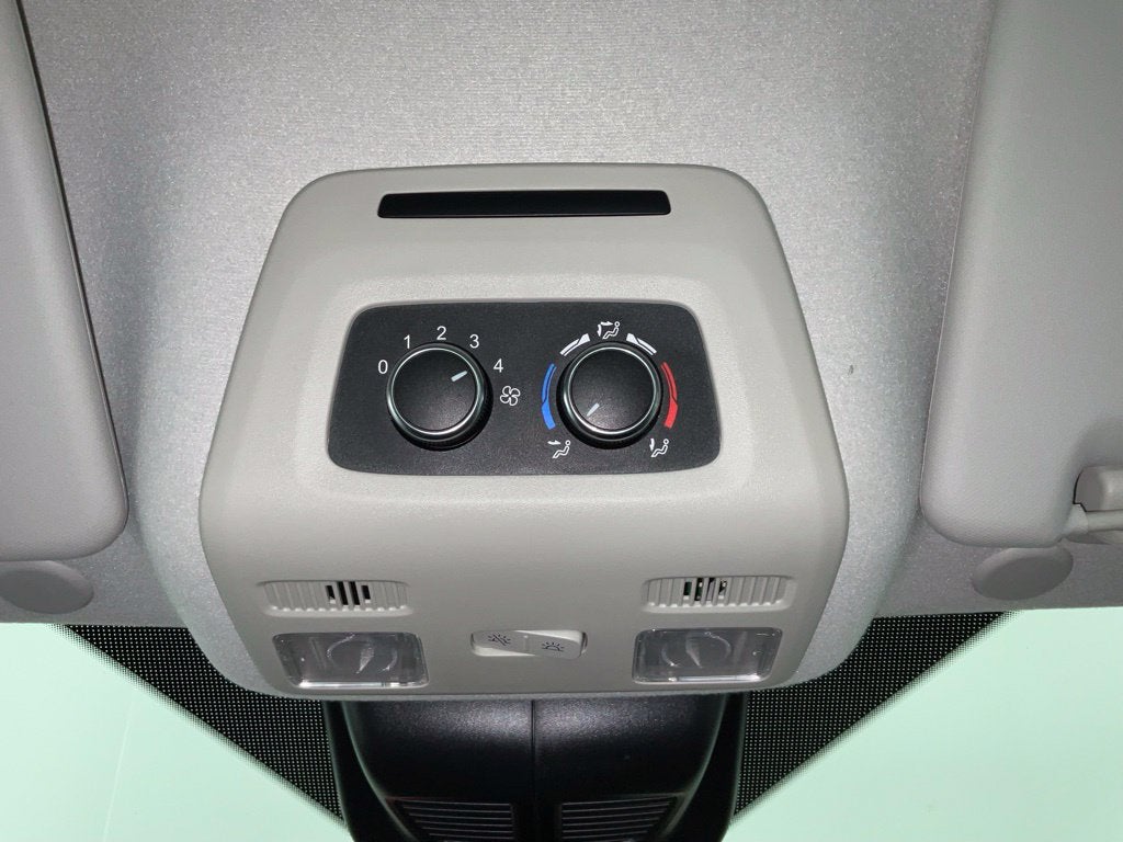 2022 Ford Transit-350 XL MR 15 PASSENGER***GOLD CERTIFIED***