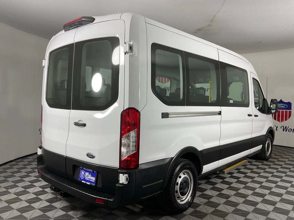 2022 Ford Transit-350 XL MR 15 PASSENGER***GOLD CERTIFIED***