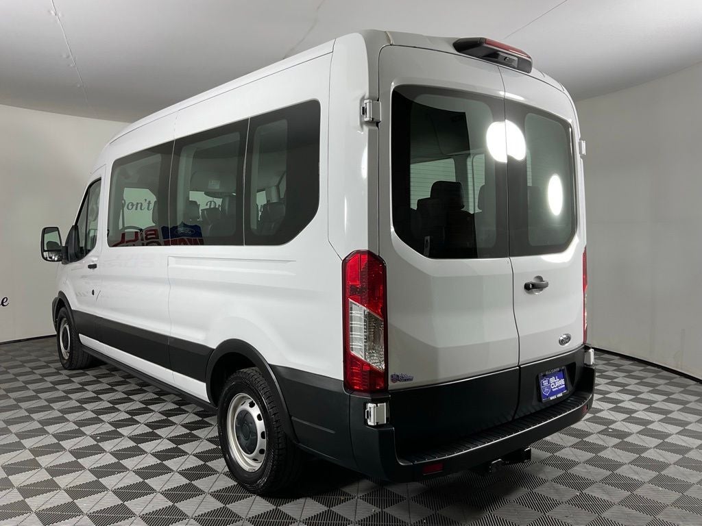 2022 Ford Transit-350 XL MR 15 PASSENGER***GOLD CERTIFIED***