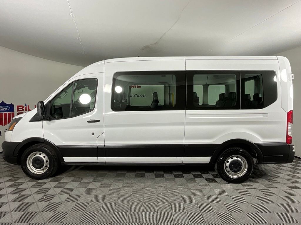 2022 Ford Transit-350 XL MR 15 PASSENGER***GOLD CERTIFIED***