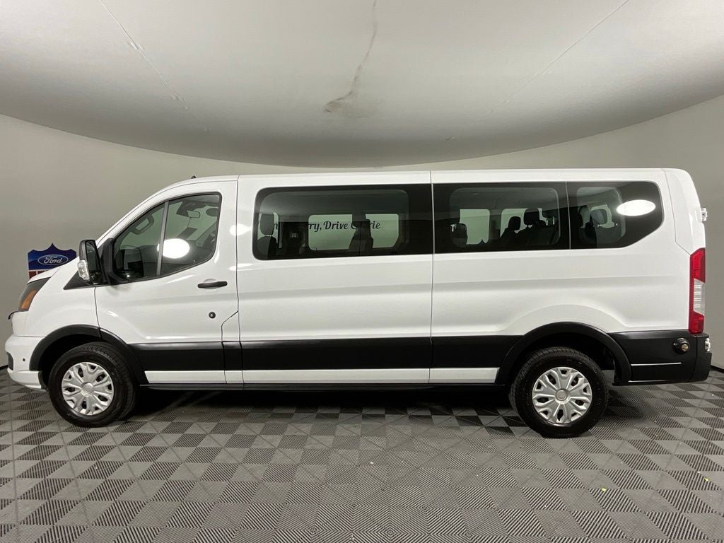 2024 Ford Transit-350 XLT 15 PASSENGER***GOLD CERTIFIED***