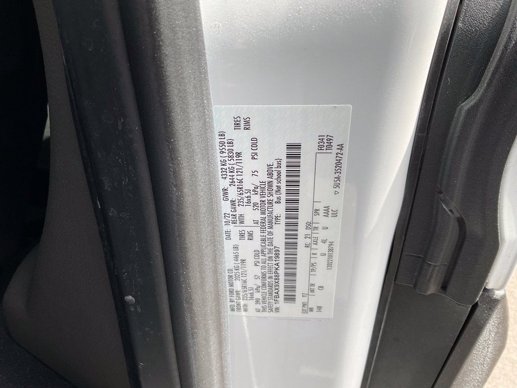 2023 Ford Transit-350 XL HIGH ROOF 15 PASSENGER***GOLD CERTIFIED***