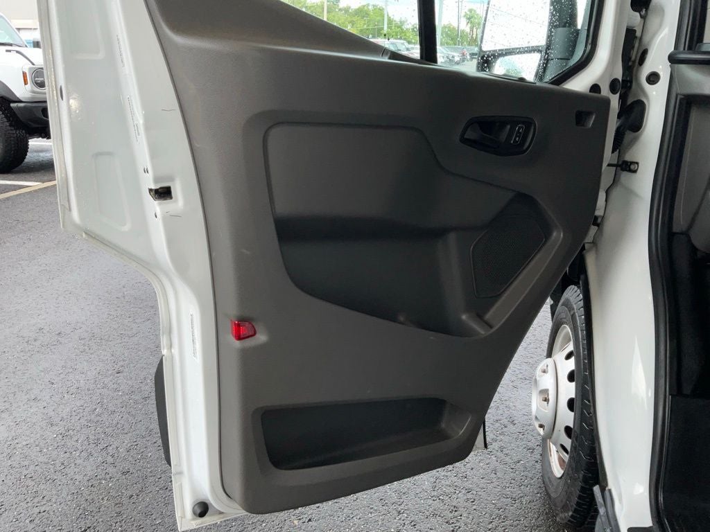 2022 Ford Transit-350 Base
