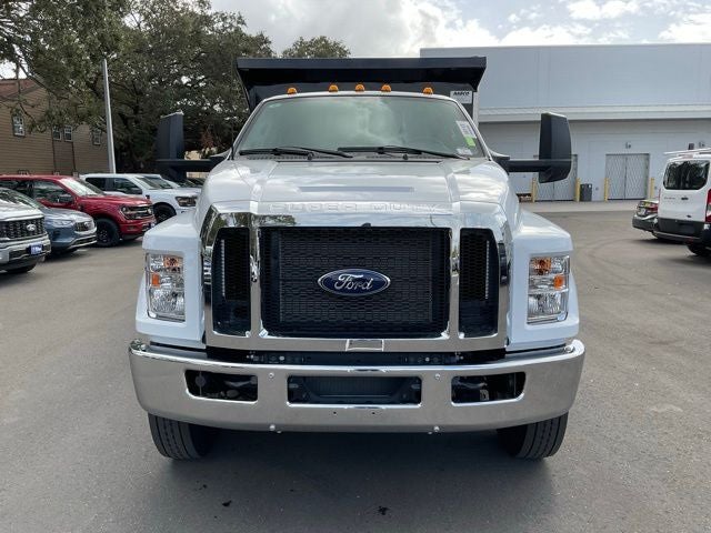 2025 Ford F-650SD Base