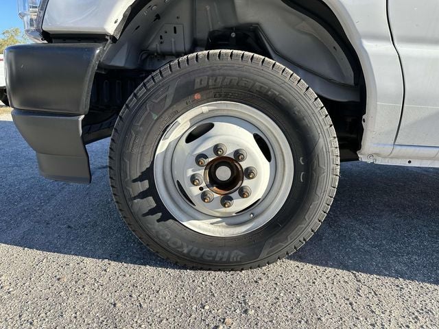 2024 Ford E-450SD Base DRW