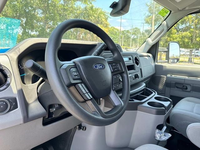 2024 Ford E-450SD Base DRW