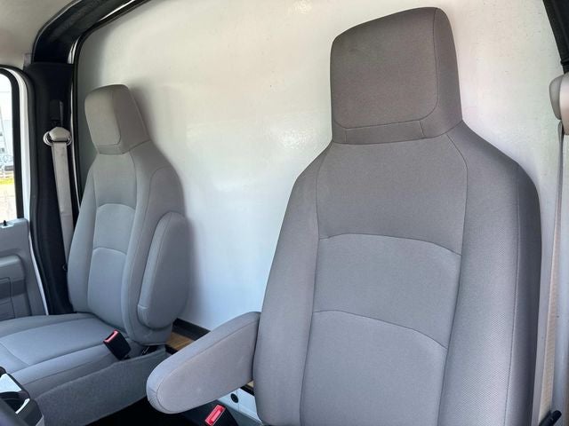 2024 Ford E-450SD Base DRW