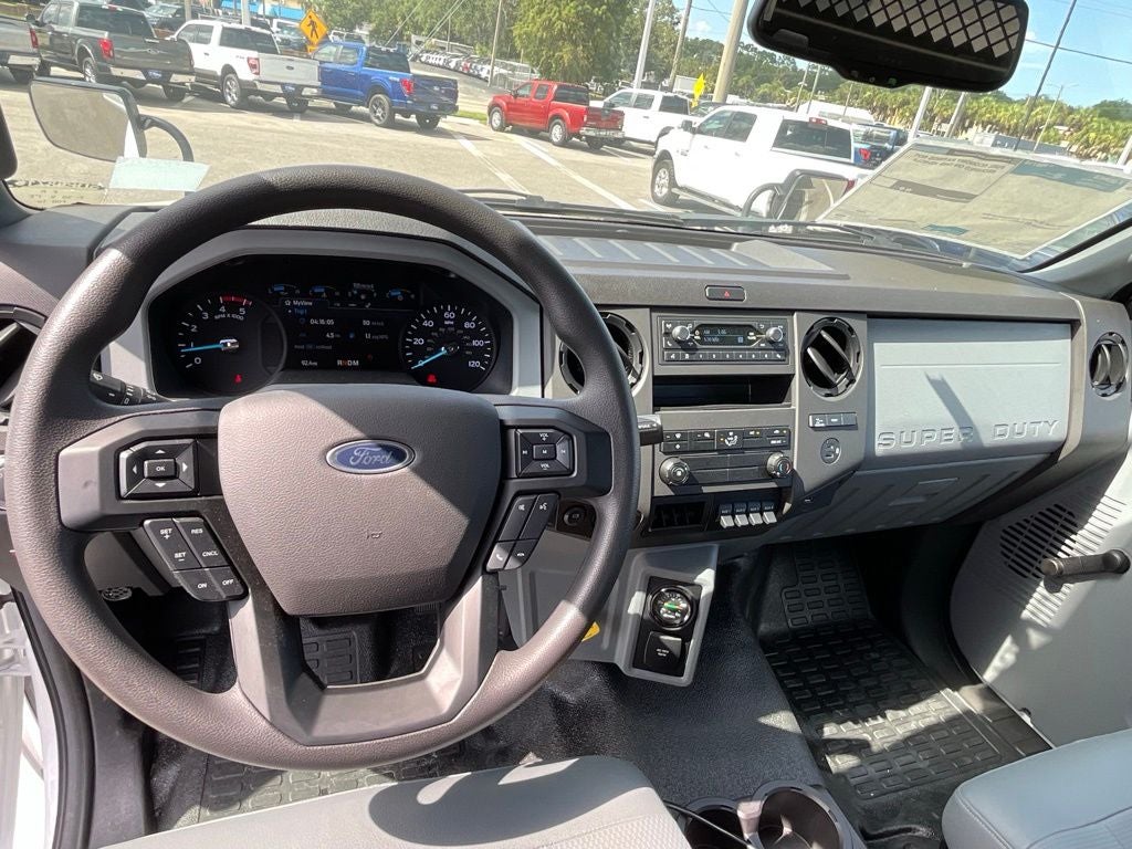 2025 Ford F-750SD Base