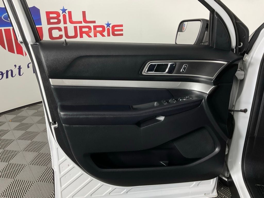 2017 Ford Explorer XLT ***BLUE CERTIFIED***