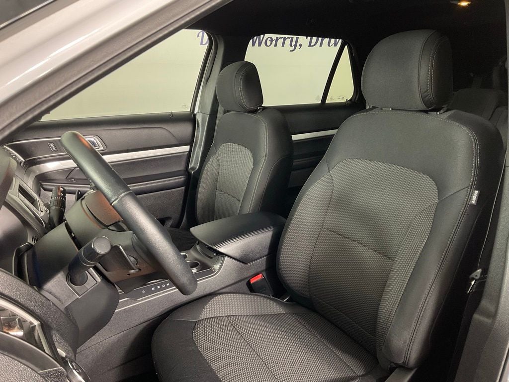 2017 Ford Explorer XLT ***BLUE CERTIFIED***