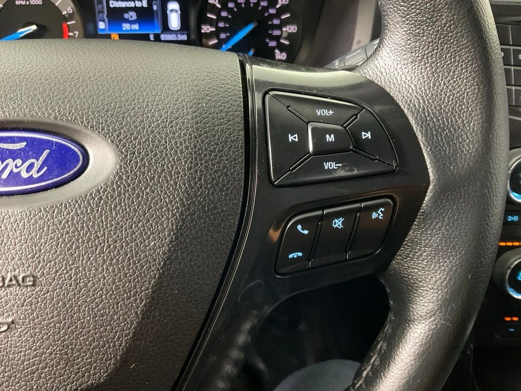 2017 Ford Explorer XLT ***BLUE CERTIFIED***