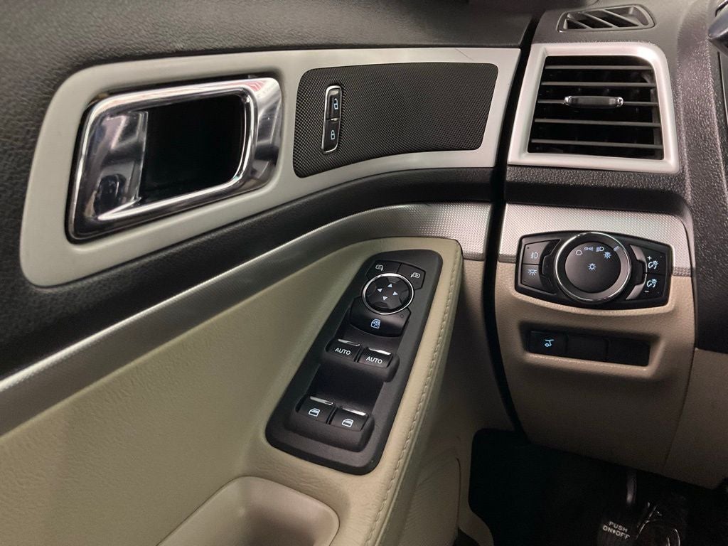 2015 Ford Explorer XLT ***PRE AUCTION SALE***