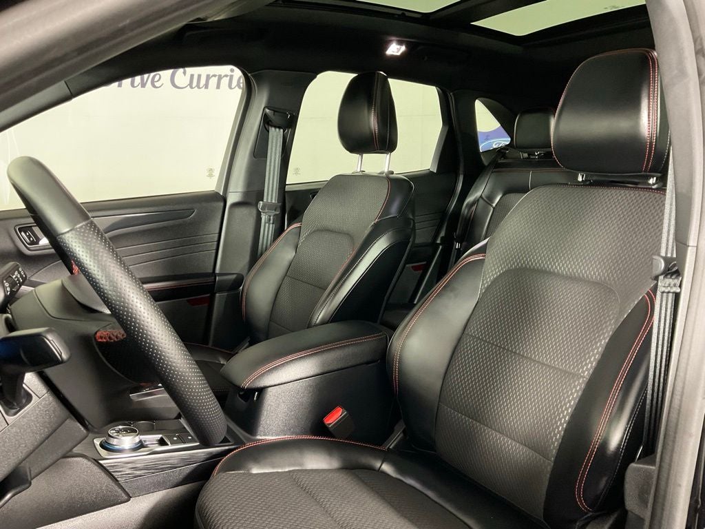 2023 Ford Escape ST-Line ***GOLD CERTIFIED***