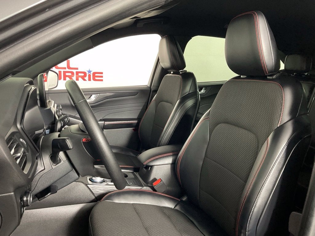 2023 Ford Escape Hybrid ST-Line ***GOLD CERTIFIED***