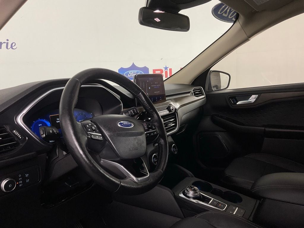 2020 Ford Escape Titanium ***BLUE CERTIFIED***