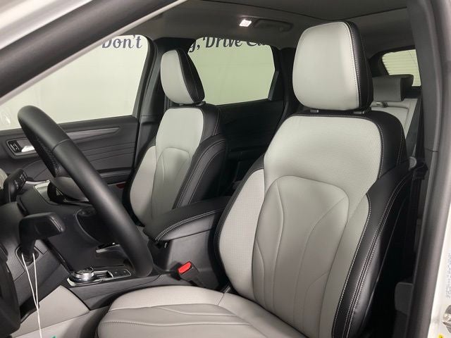 2026 Ford Escape Hybrid Platinum