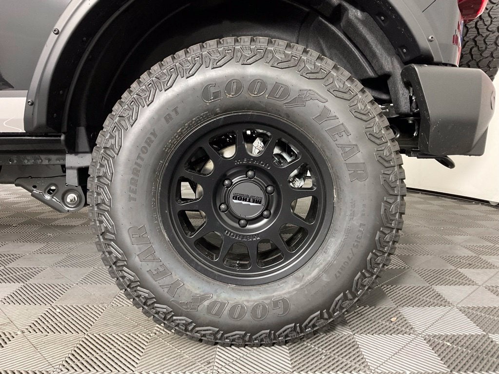 2026 Ford Bronco Big Bend Ford Custom Garage PKG