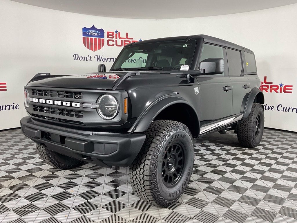 2026 Ford Bronco Big Bend Ford Custom Garage PKG