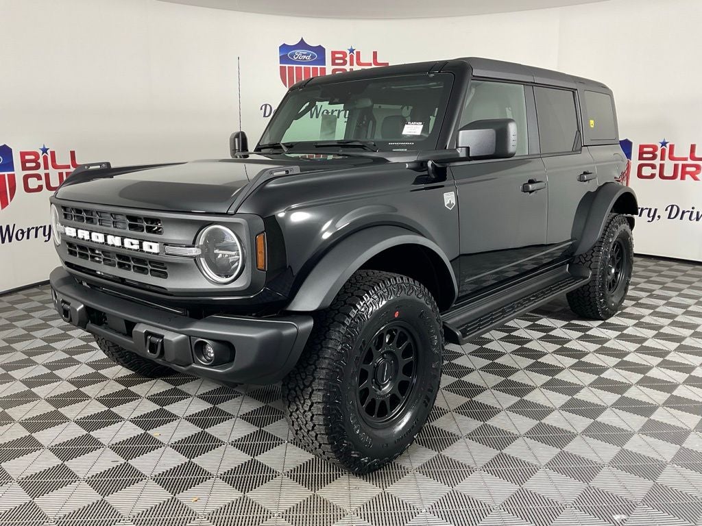 2026 Ford Bronco Big Bend Dark Trail Package