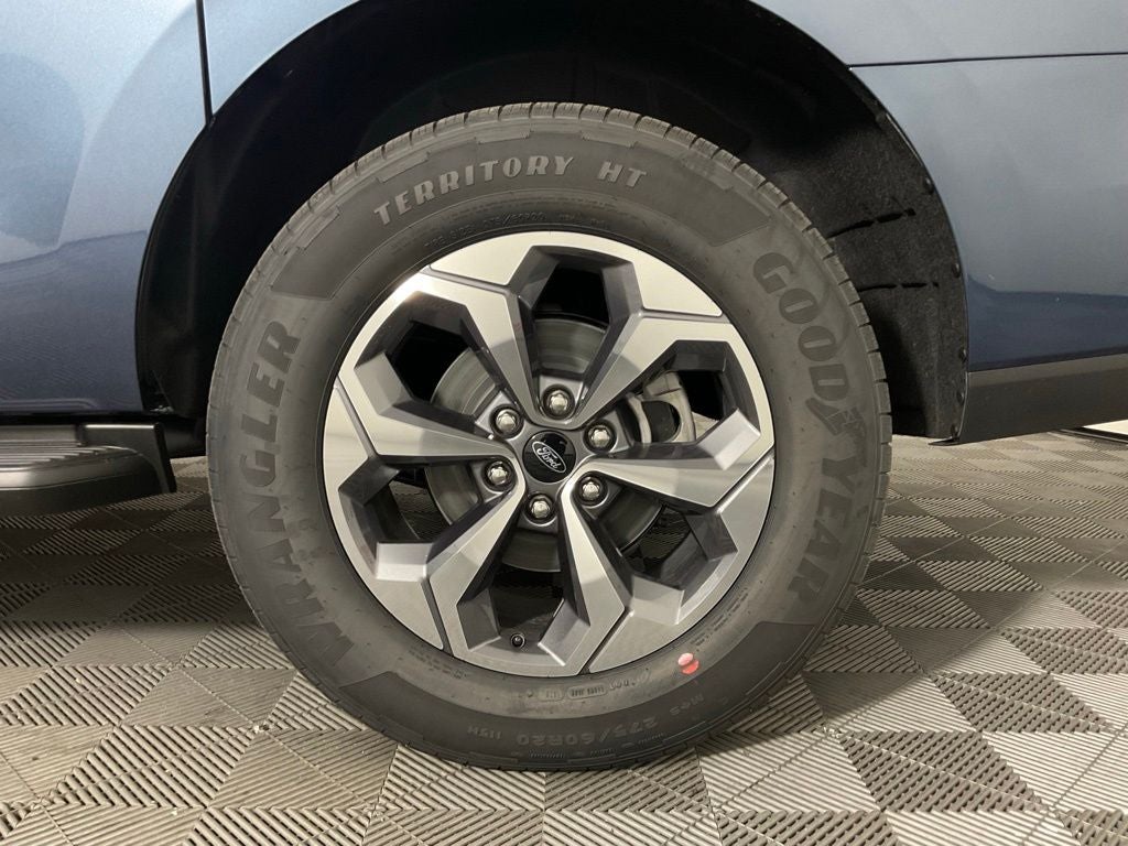2027 Ford Expedition Max Active