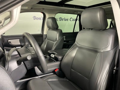 2025 Ford Expedition Max Active ***GOLD CERTIFIED***