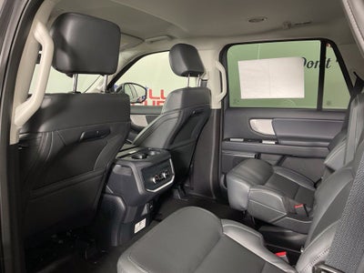 2027 Ford Expedition Active