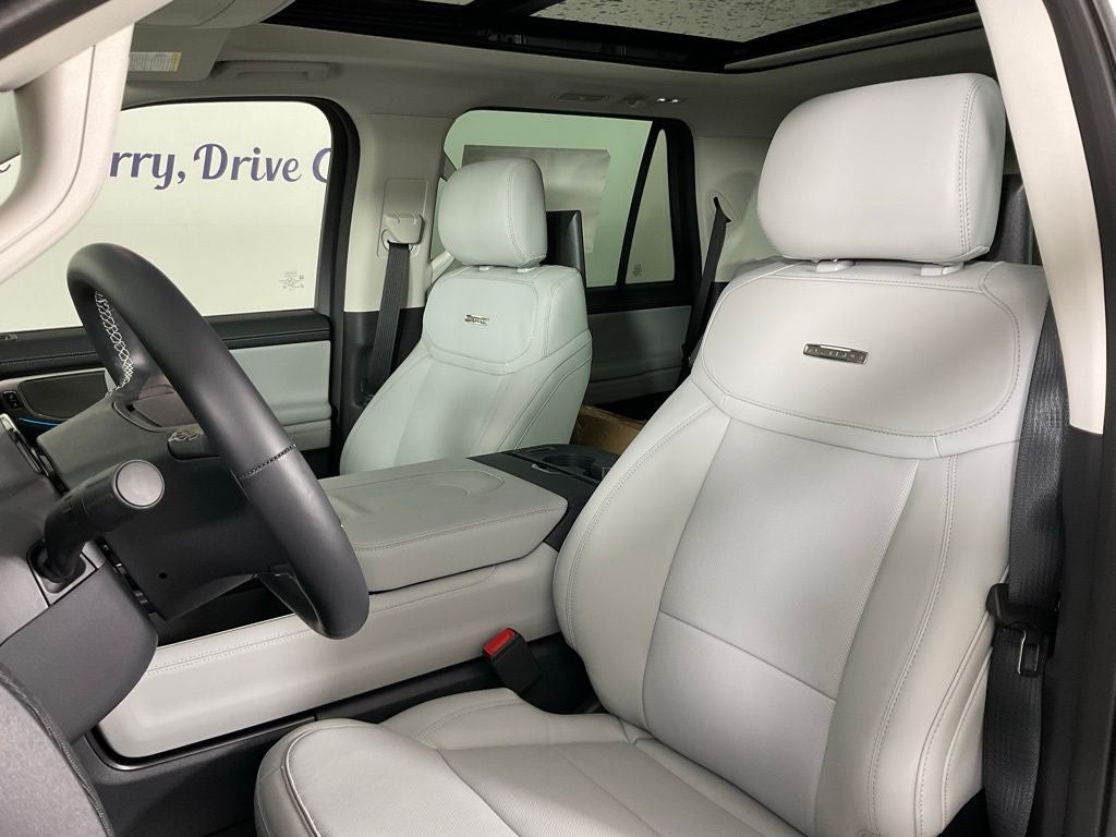 2026 Ford Expedition Platinum