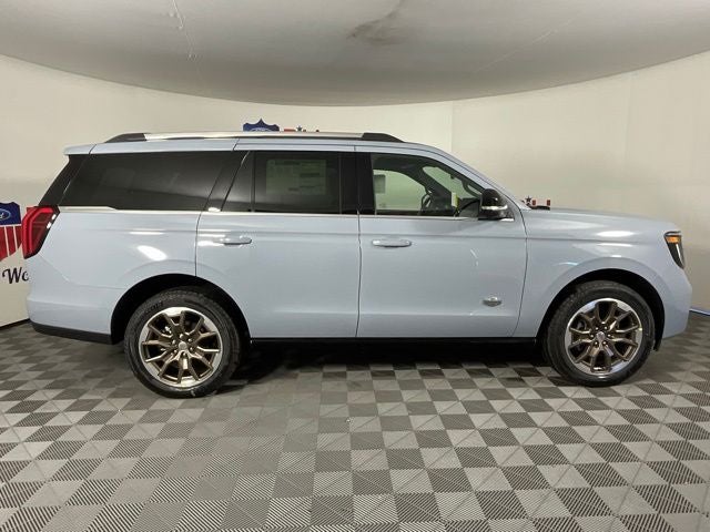 2026 Ford Expedition King Ranch