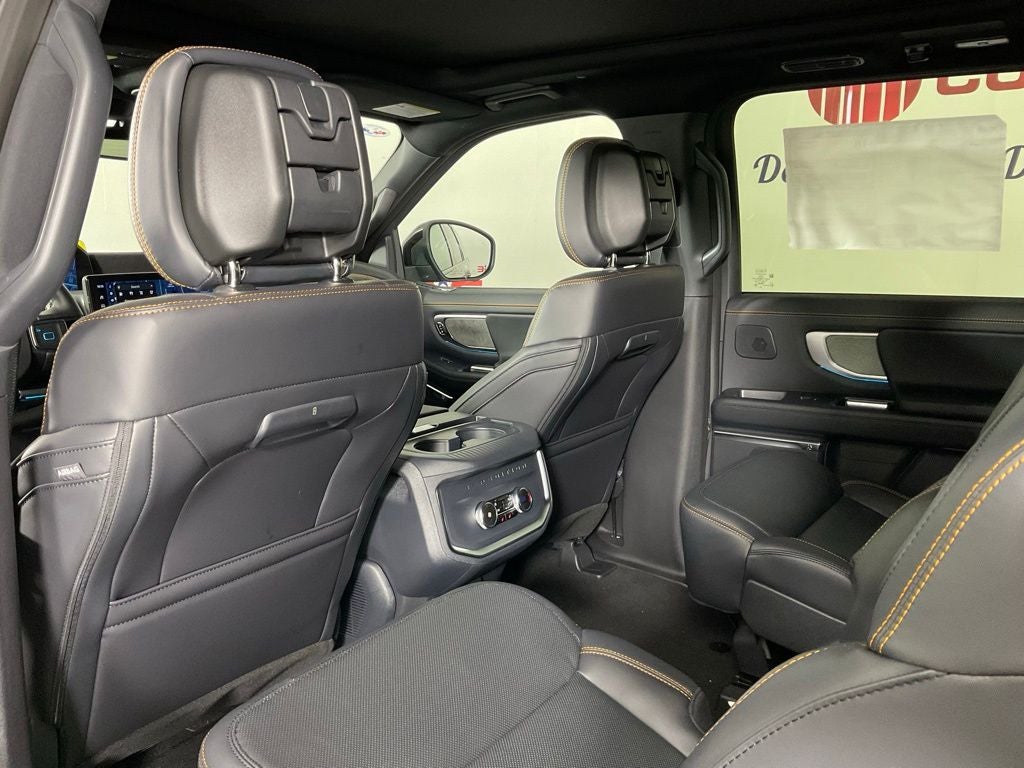 2027 Ford Expedition Tremor