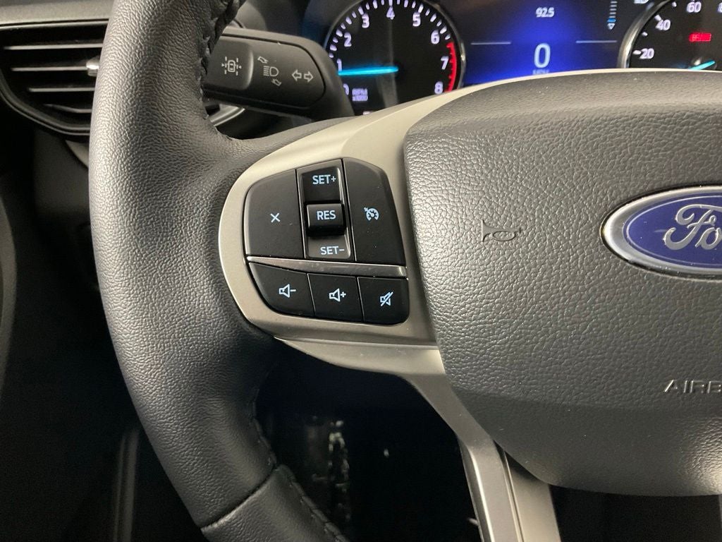 2023 Ford Explorer XLT ***GOLD CERTIFIED***