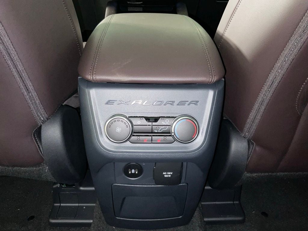 2027 Ford Explorer Platinum