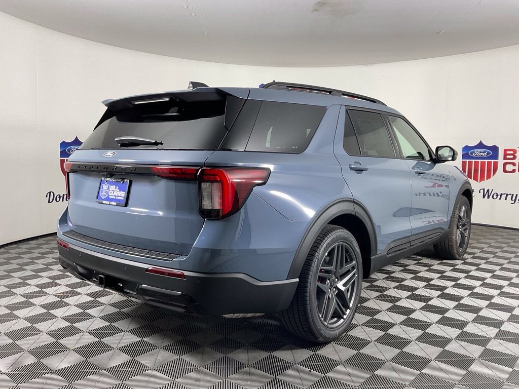 2027 Ford Explorer ST-Line