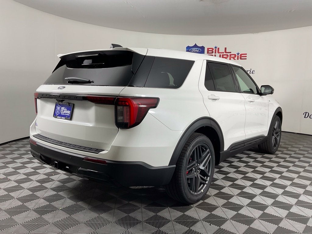 2027 Ford Explorer ST-Line