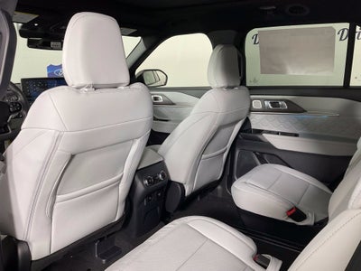 2027 Ford Explorer Platinum