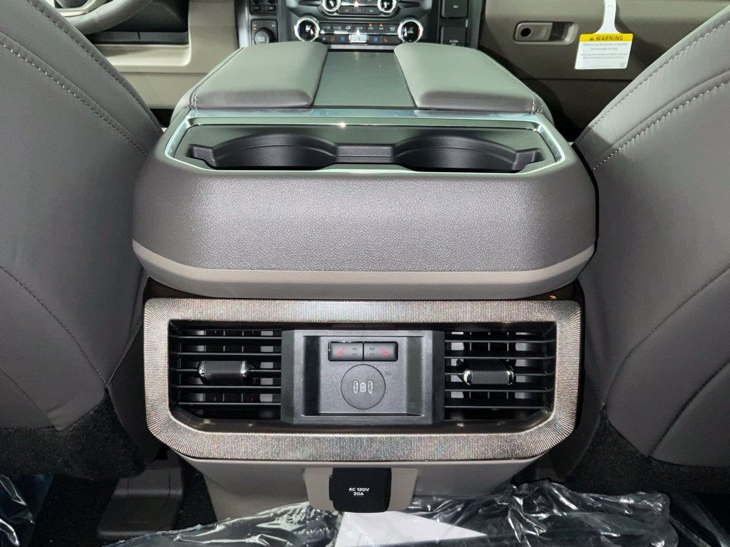 2027 Ford F-250SD Platinum