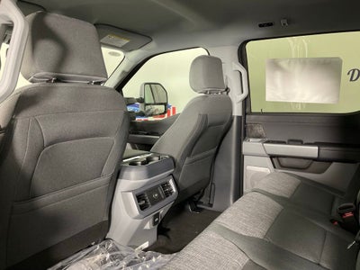 2027 Ford F-250SD XLT