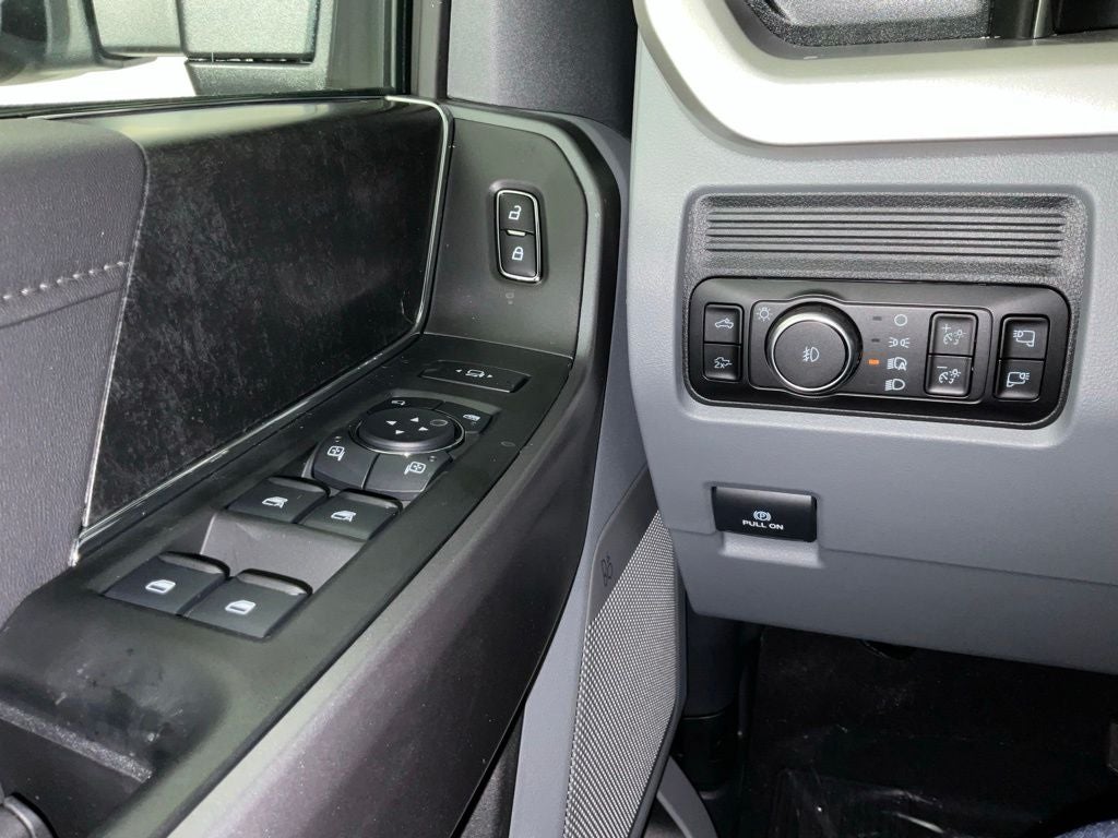 2027 Ford F-250SD XLT