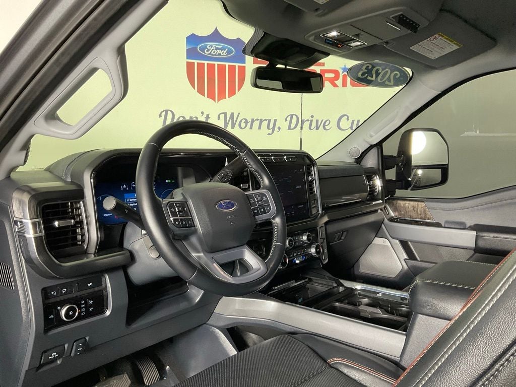 2023 Ford F-250SD Lariat ***GOLD CERTIFIED***