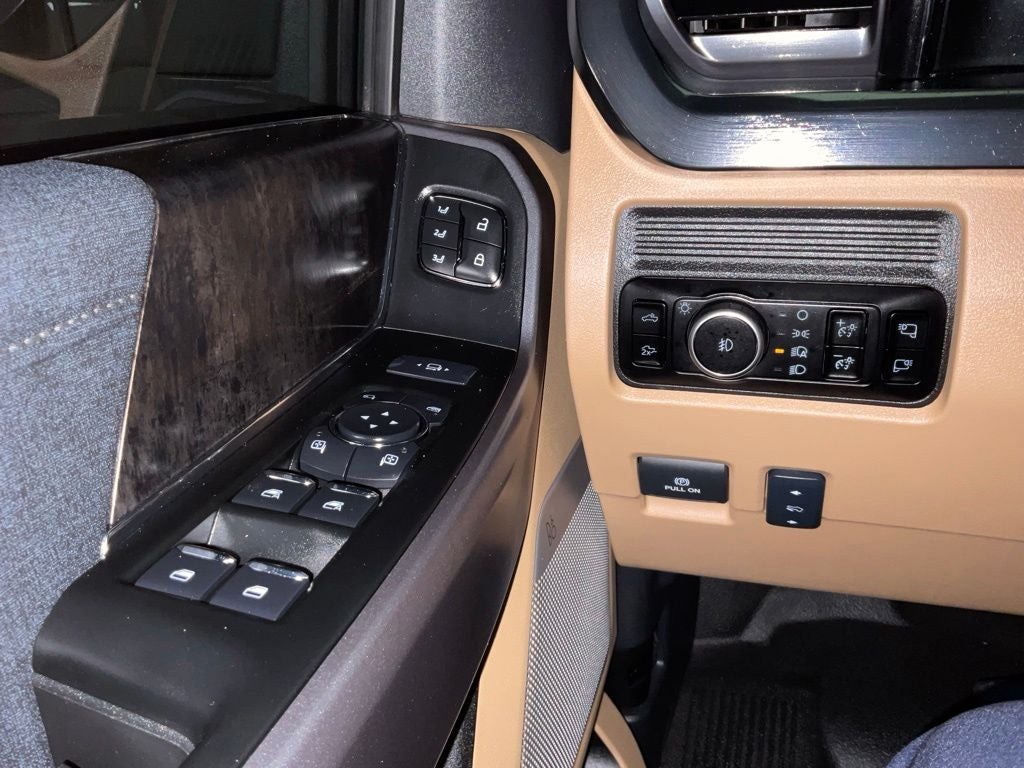 2025 Ford F-250SD Lariat