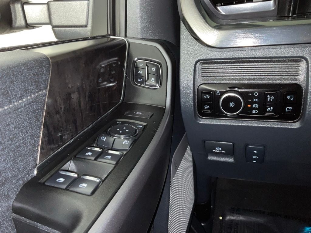 2025 Ford F-250SD Lariat ***GOLD CERTIFIED***