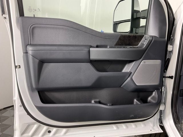 2025 Ford F-350SD Lariat