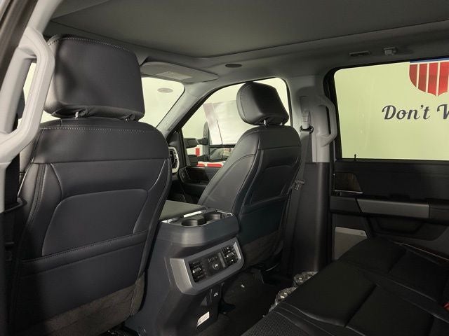 2025 Ford F-350SD Lariat