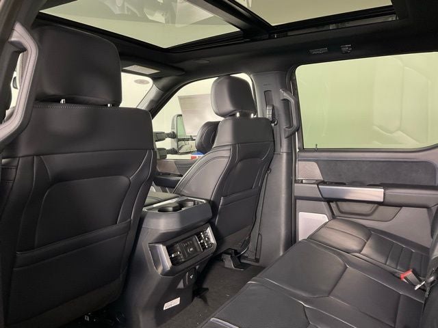 2025 Ford F-350SD Platinum